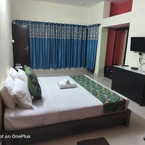 Gram Bangla Resort